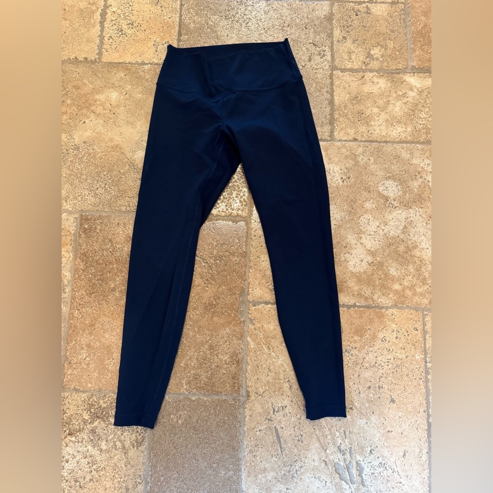Lululemon wunder under navy blue leggings
